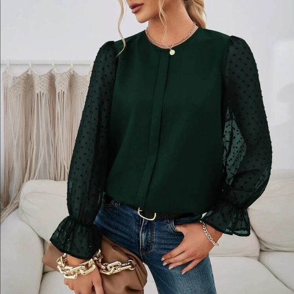 Blue Swiss dot flounce sleeve blouse - Picture 13 of 16